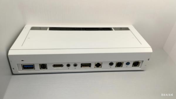 ATX、Micro-ATX、Mini-ITXマザーボード対応ミドルタワー型プラスチック製PCケース