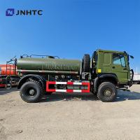 Voiture pétrolière Howo 4X4 à traction intégrale Voiture pétrolière