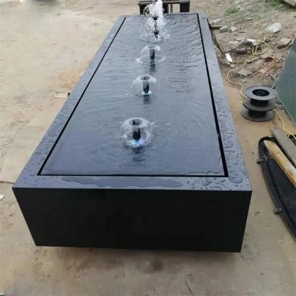 O pó revestiu a fonte de água de aço suave preta do retângulo da tabela de água do metal do jardim