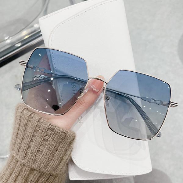 UV400 Protection Metal Frame Sunglasses Gradient Lens For Women