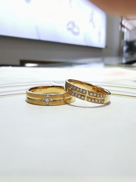Polished Innerwall Personalized Couple Rings