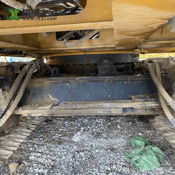 XCMG XGC75  Used Crawler Cranes 75 Ton Second Hand Crawler Crane MOY 2018