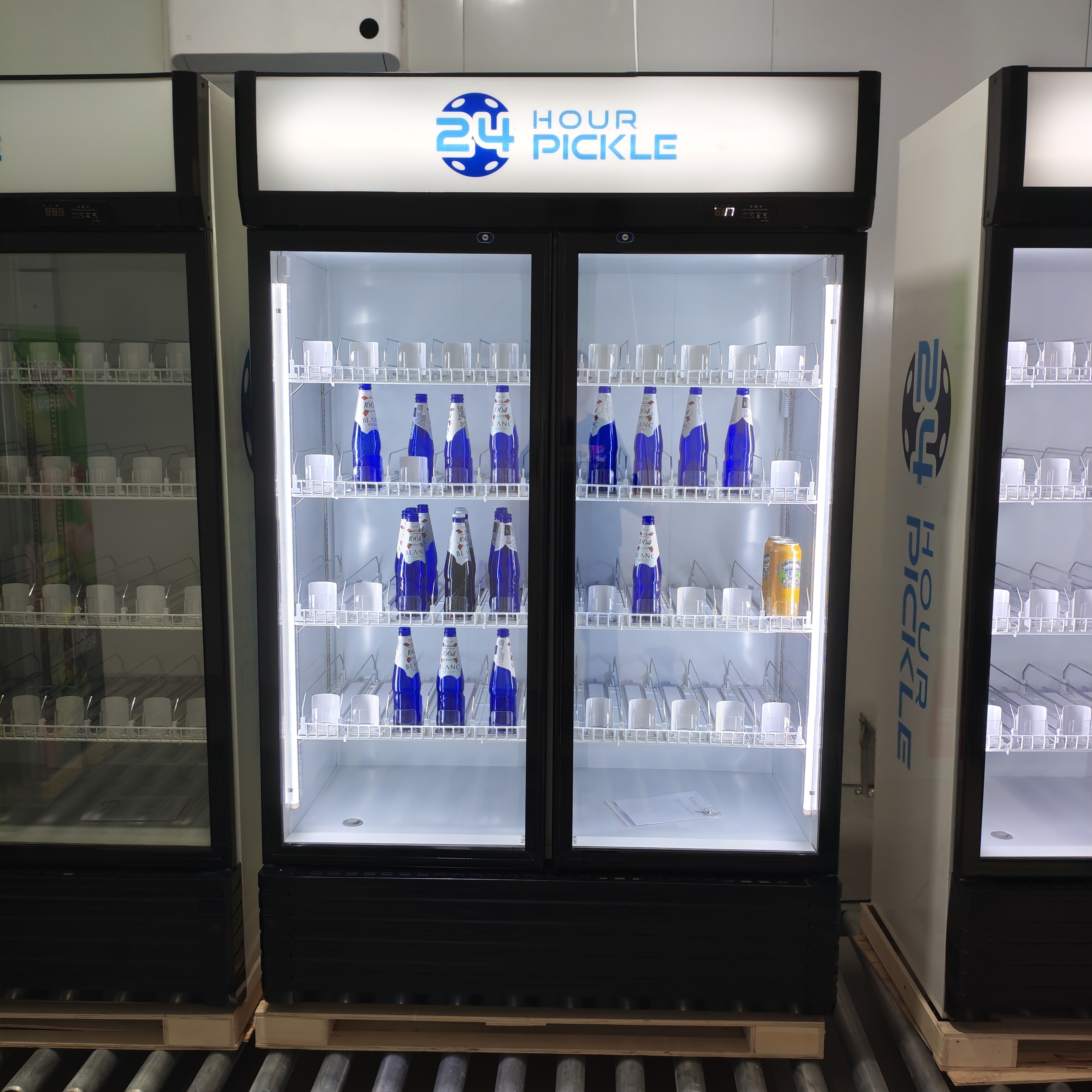 Sliding Rack Direct Cooling Upright Display Showcase Chiller Cooler Refrigerator For Commercial Supermarket Use