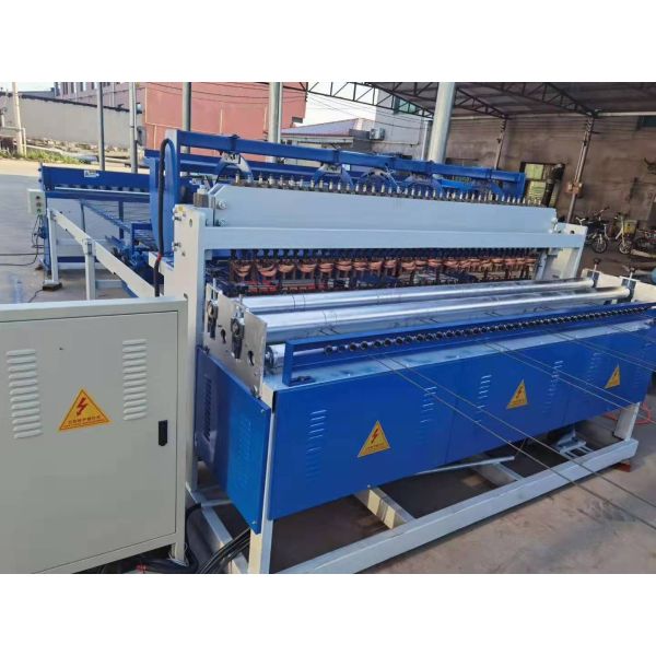 Сварочный аппарат сетки PLC 5.5KW автоматический усиливая