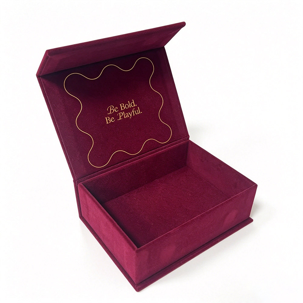 Custom Velvet Surface Magnetic Gift Box With Gold Foil Logo