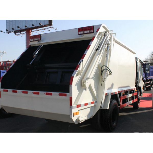 waste management garbage truck(Diesel dumping garbage truck,Euro 4 garbage truck)