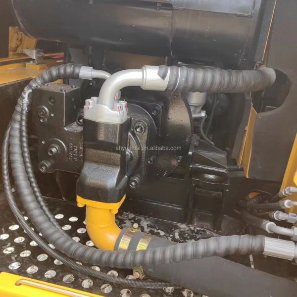 Haute efficacité de travail utilisée Sany Excavator SY95C avec pompe hydraulique originale 9000 KG