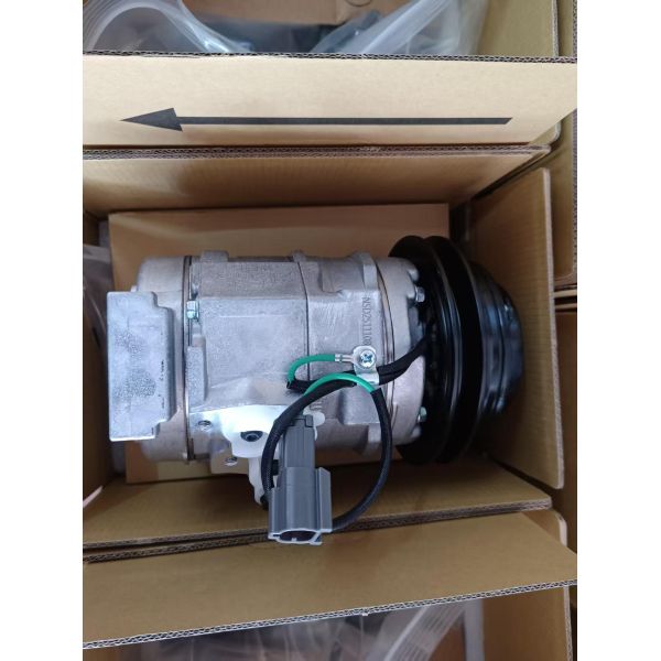 Auto AC Conditioning Compressor For  Komatsu excavator MITSUBISHI CANTER FUSO FE71PB  10S15C 24V 1A