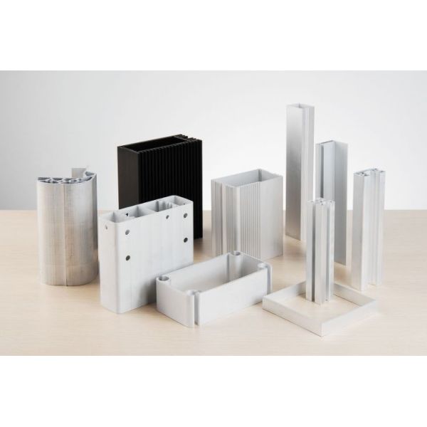 Colorful Heat Sink Aluminum Extrusion Parts Al6063 Heat Dissipation Anodizing