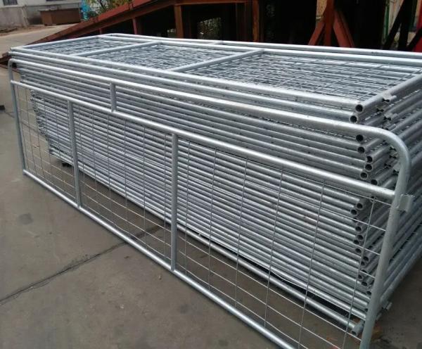 O Pvc revestido galvanizou o gado do metal de 12ft almofada o metal resistente em volta da cerca da jarda do cavalo de Pen Cattle Corral Livestock Farm