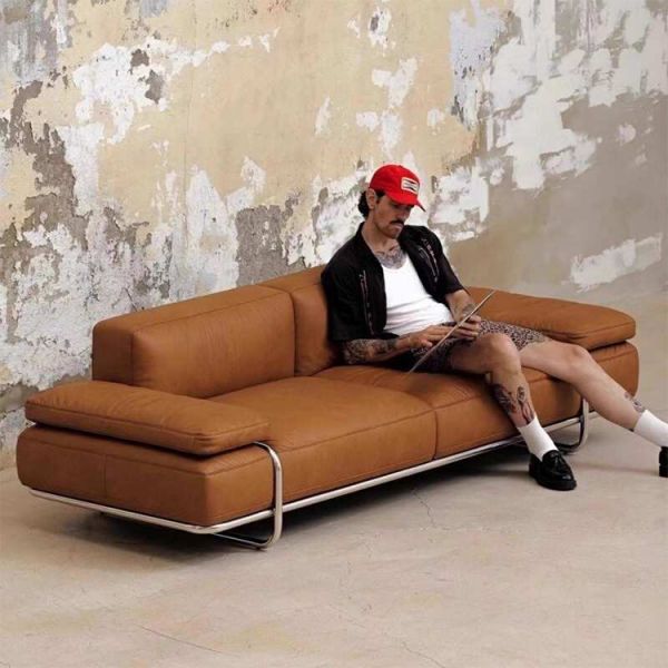 Bauhaus-Style High-Legged Straight-Line Sofa Multi-Seat Leather for Living Room Villa Business Negotiation Made Durable PU