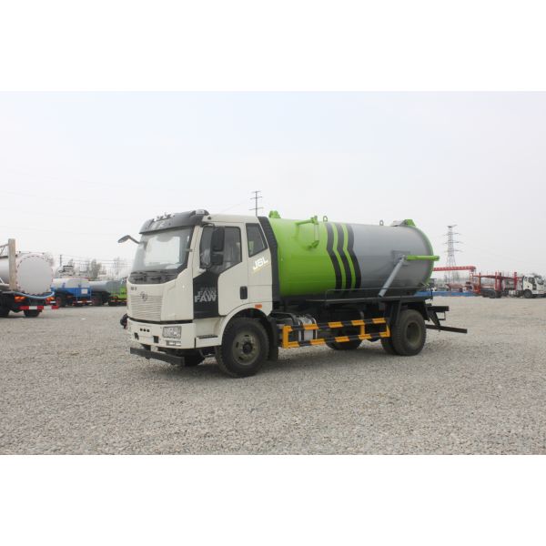 18000kg Jiefang J6L Sewage Suction Truck Vehicle Diesel Manual Transmission
