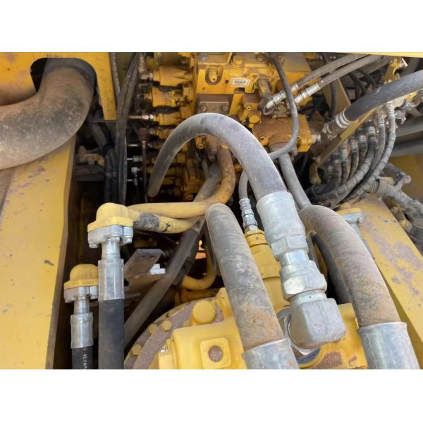 50Ton 4m3 Bucket Track Used Komatsu Excavators  Heavy Used Digging Equipment PC500