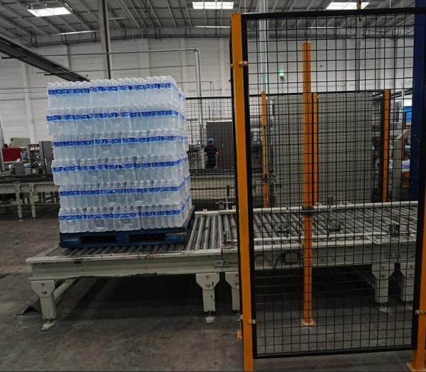 精密自動パレット化システム 42,000 BPH ボトル水生産ライン
