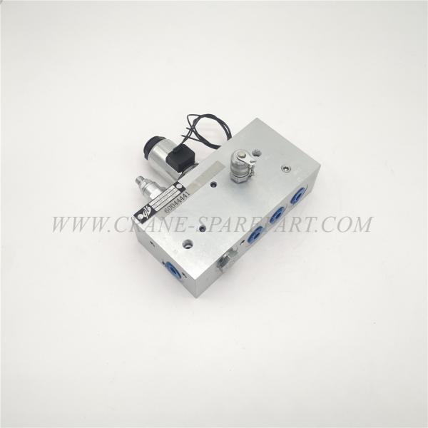 valve de frein à main originale de 60044441 parts pour la grue GL22363 de SANY
