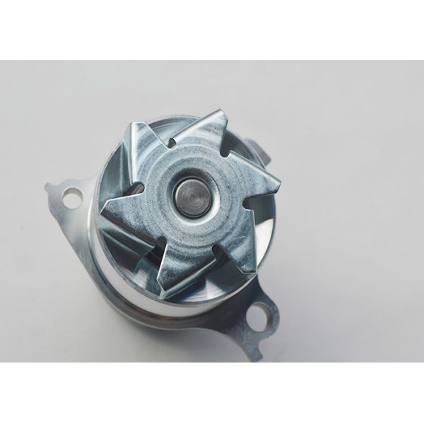 Auto Parts Car Water Pump Replacement 16100-87249000 / 16100-87508000 / 16102-87207000