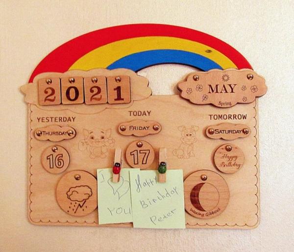 Home Wooden Calendar Kid Montessori Calendar Organizer School Educational Toy
