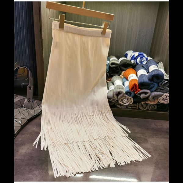 2024 Women's High Waisted Pleated Skirt Solid Color New Fashionable Tassel Age Reducing and Slimming Breathable Skirt