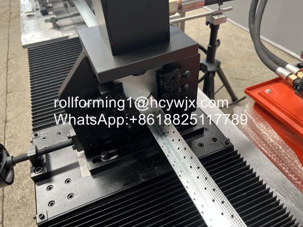 Cr12 ângulo de aço Keel Roll Forming Machine do cortador 45#
