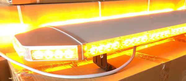 LED Rampe lumineuse，Rampe de gyrophares magnétique，warning lysbjelke lightbar ST9500
