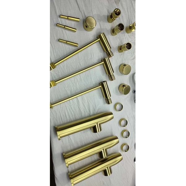 1 год гарантии косметическая капсула вакуумная металлизирующая машина Китай