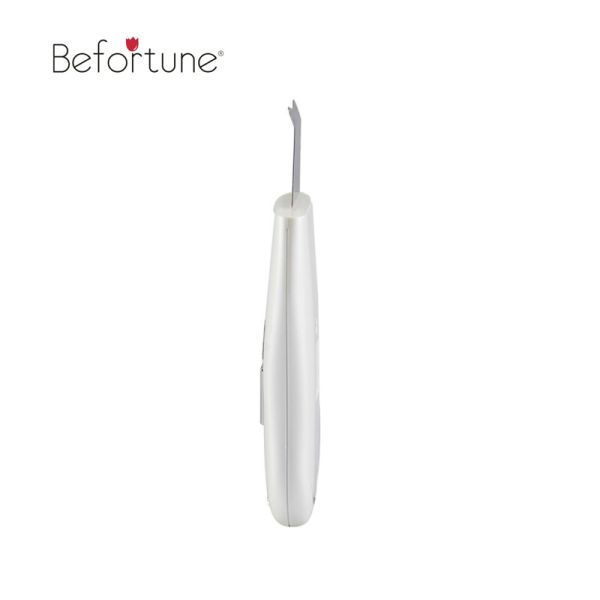 White Color Ultrasonic Skin Scrubber Machine Electric Blackhead Remover