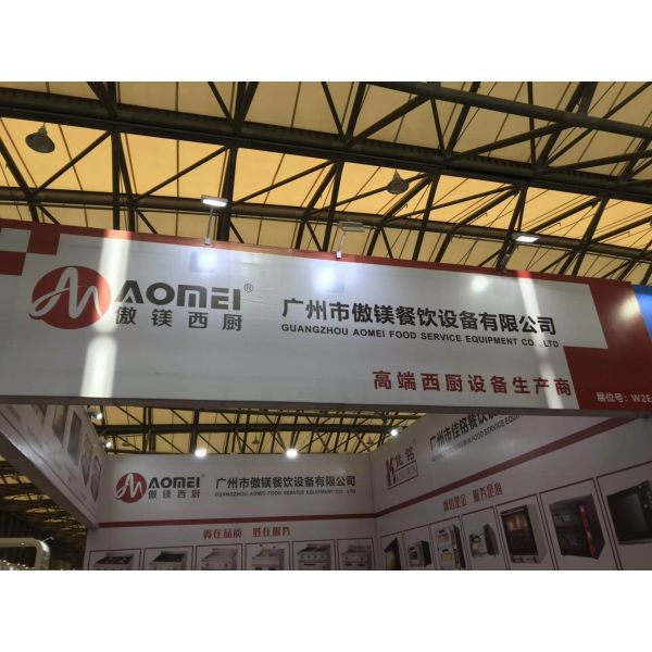 Однодверный коммерческий отель Мобильная тележка с теплом для еды с диапазоном температуры от 20 до 120 °C