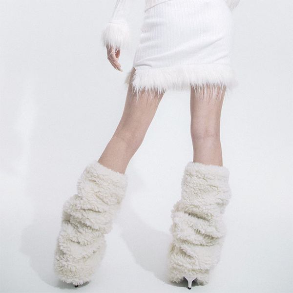 En hiver, des chaussures à jambes en peluche pour femmes, des chaussures à jambes en fourrure, épaisses, à la mode