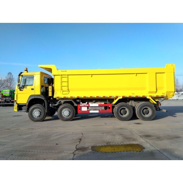 Использованный HOWO 8X4 Дамп Типпер грузовик 12 шины 50 тонн грузовик с конструкцией безтрубных шин