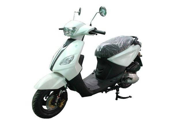 gas motor scooter 125cc 150cc GY6 engine 152QMI 157QMJ JOG front disc rear drum black alloy wheel white plastic body