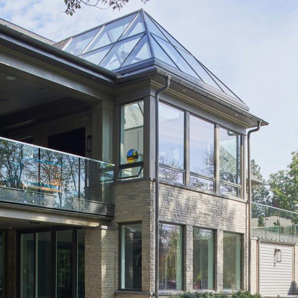 Villa Panoramic Glass Sunroom Transparent Safety Tempered Glass Ceiling Sunroom Green House Aluminum Alloy Impact Resistant