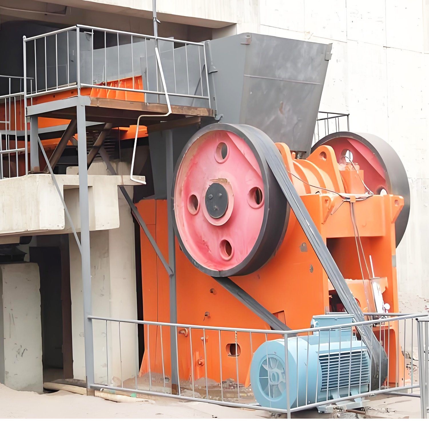 Rock/Ore/Mining Jaw Crusher with 0-410mm Inlet Size and 1 Year After-sales Service