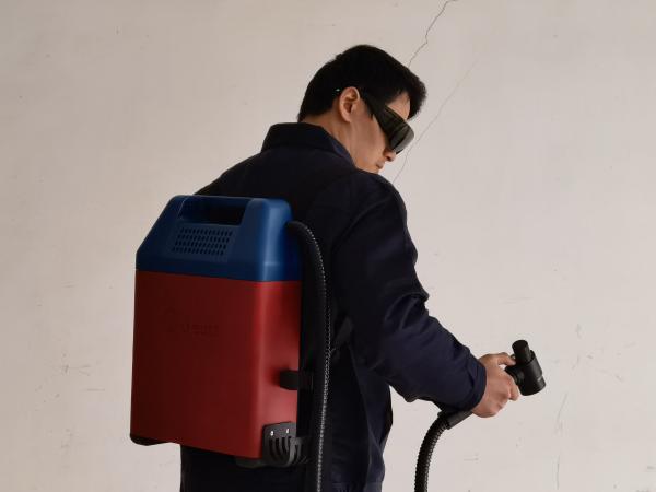 Metal Rust Removing Machine Laser Cleaning Paint For Car Truck Trailers Restoration