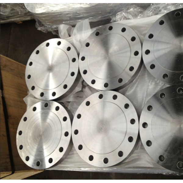 Rusted Hastelloy C2000 Flat Face Blind Flange AMSE 16.5 Size 1/2