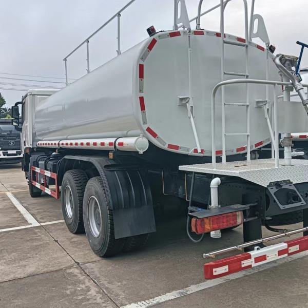 Foton  WEICAHAI 185Hp 12cubic Meter Gear Box 8 Degree 16ton Water Truck for Watering Plants,rushing Roads