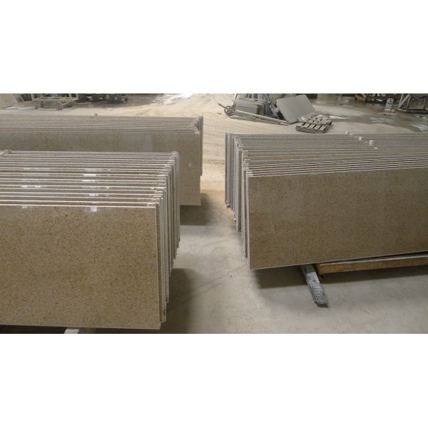 Yellow Granite Stone Tiles 2700kg / M³ Granite Density 20 / 30mm Thick