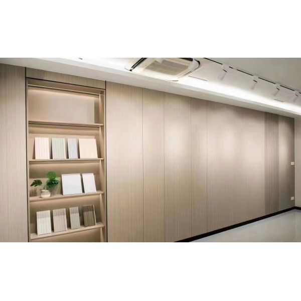 4'x8' Sala de exposiciones de oficinas 0.5mm Micro perforados acústicos paneles de madera tablero de aislamiento acústico