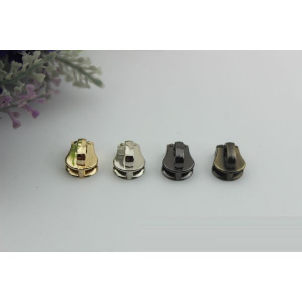 Wholesale high quality clothing accessories zinc alloy various color metal 5# nylon zipper slider
