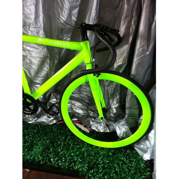 Color 700C Green Single Speed Fixie Gear Bike with Neon Nights Glow-in-the-Dark Paint