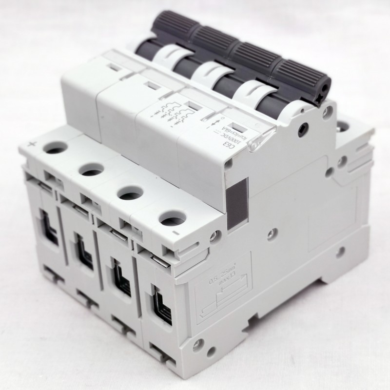 4P 1000V DC Mcb Circuit Breaker 6A to 63A Curve C IP20 DC Miniature Circuit Breaker for Solar PV System