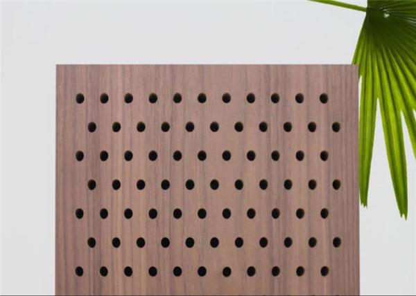 Wood Grain 2mm Thick MDF Pegboard For Product Display