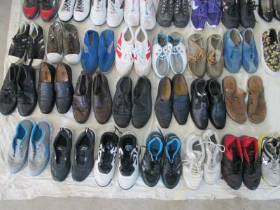 mixed used shoes packged into a bale ,All kind of fashion used women shoes,used shoes used clothes used bags.