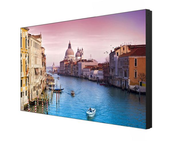200-800W  Indoor Full Color Led Screen P2.6 14-16 Bit Grey Scale Simple Structures