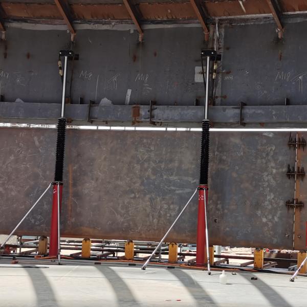 PLC Hydraulic Jacking System for Tank Lifting 12-120t Capacity