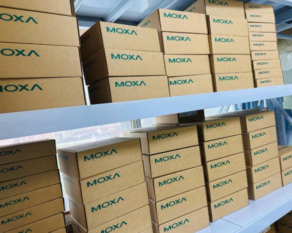 Unmanaged DIN Rail Ethernet Switch MOXA EDS-2005-ELP 5 Port Industrial Ethernet Switch Unmanaged DIN Rail Mounting