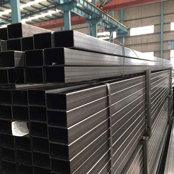 Carbon Black Iron Painted Surface Seamless Pipe Section 75x35 Carbon Steel Square Tubes Bending