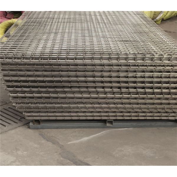 2X2cm Welded Wire Mesh Panels , L6M Mesh Fencing Panels