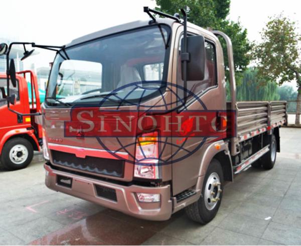 4x2 Howo Light Truck , 5 - 7 Tons Light Duty Trucks 120 / 130hp Engine Power
