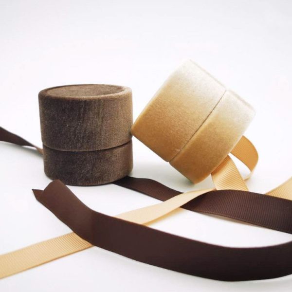 Luxury Velvet Ring Box with Custom Logo and Flexible Size for Elegant Jewelry Storage