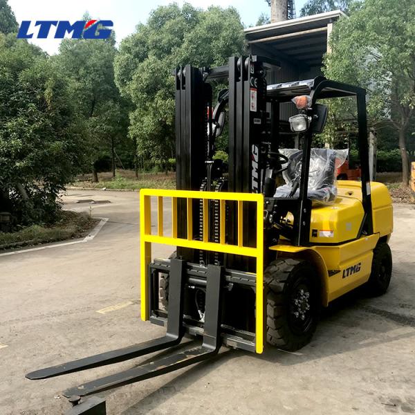 1670mm Long Small Fork Truck , 4.5m 2 Stage Mast Forklift 3.5 Ton 500mm Load Center